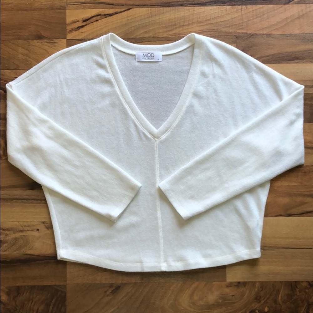 V NECK SWEATER